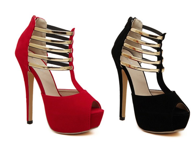Giày cao gót nữ với tông màu đỏ vô cùng sexy được làm bằng chất liệu nhung, thích hợp cho chị em phụ nữ từ 18 -40 tuổi. Size châu Á, cao gót 13cm, đệm gót trước 3cm bạn yên tâm mang mà không bị chúi nhé!