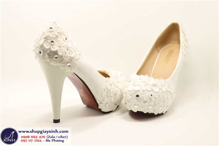 Có 4 kiểu gót 3cm, 5cm, 8.5cm và 11 cm của giày cao gót cưới GCG53 cho nàng dễ lựa chọn!