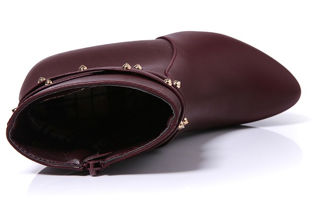 Giày boot nữ da cổ ngắn thời trang màu nâu GBN4701