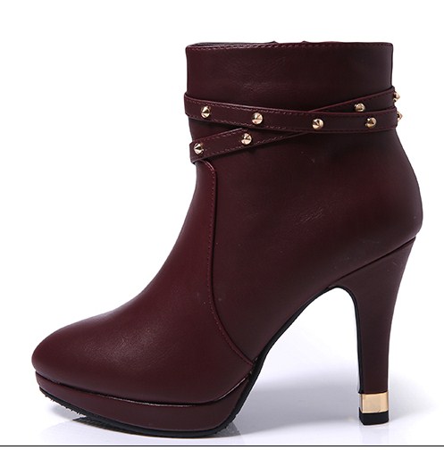 Giày boot nữ da cổ ngắn thời trang màu nâu GBN4701