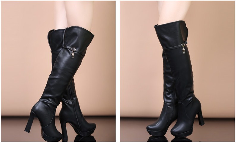 Giày boot nữ mùa đông cao cổ sang trọng màu đen GBN4902