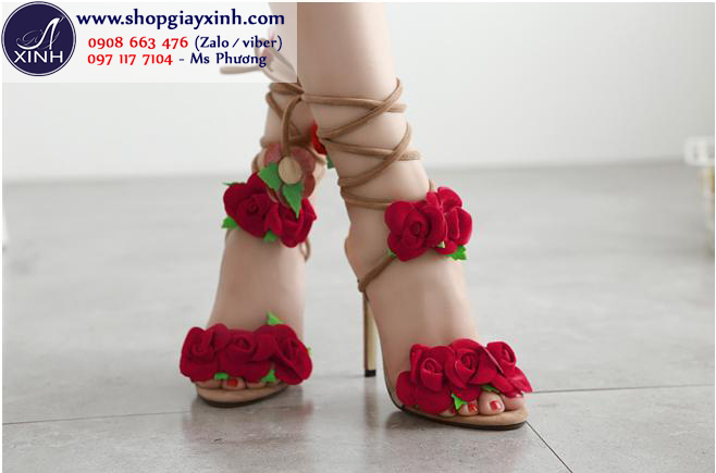 Giày cao gót cột dây đính hoa hồng xinh xắn GCG94