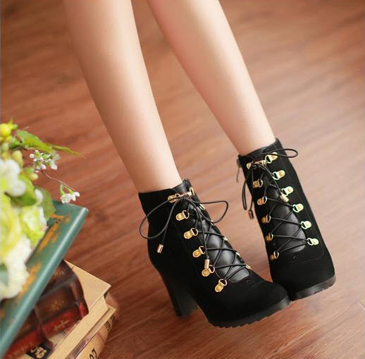 Giày boot nữ cổ ngắn cực sang trọng