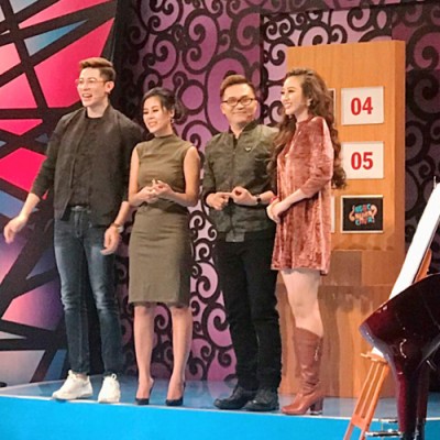 Á hậu Nguyễn Thư Đình xinh xắn trong game show 