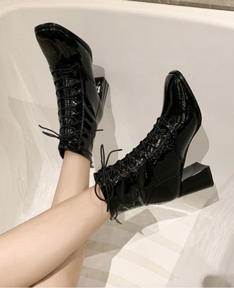 Boot bóng cột dây cổ lửng gót vuông SÀNH ĐIỆU GBN7301