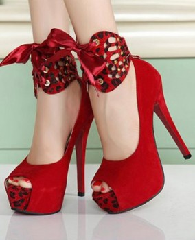 Giày cao gót màu đỏ cao 12cm hoạ tiết da beo GCG4401
