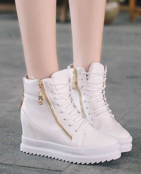 10 kiểu giày boot nữ cao gót cá tính êm chắc thoải mái di chuyển |  websosanh.vn